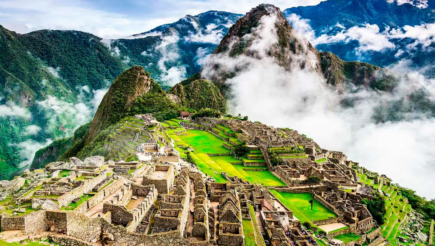 Machupicchu by Train